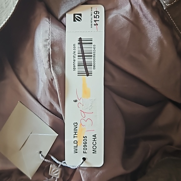 Womens new Gray Spanner "wild thing" cargo pants. Size 6. - Picture 6 of 6